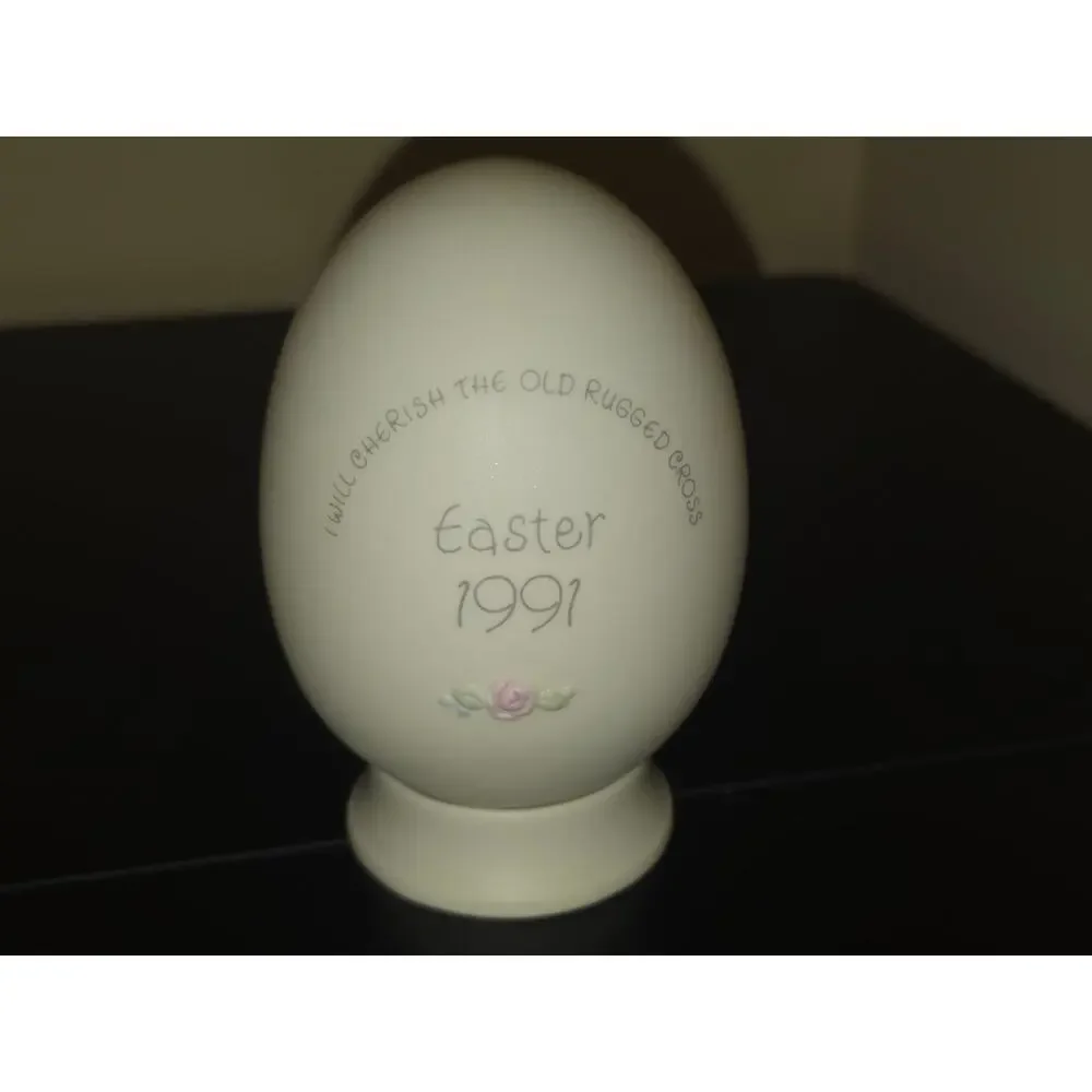 Enesco Precious Moments Easter 1991 “Old Rugged Cross” Egg Bisque 523534